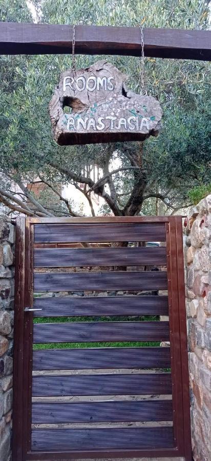 Anastasia Rooms Stratoni Bagian luar foto